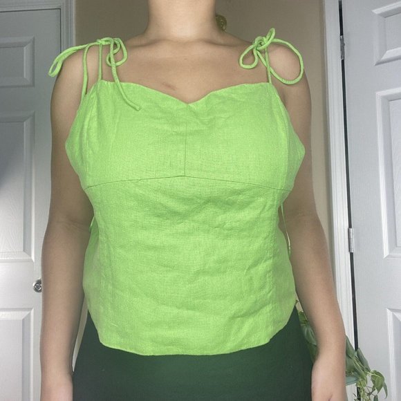 Smocked Linen Tie Strap Sweetheart Neck Smocked Crop - Picture 2 of 4